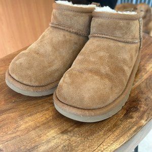 UGG Classic Ultra Mini Boot Chestnut